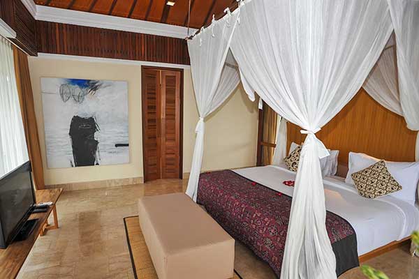 코마네카 앳 라사 사양 우부드 호텔 (Komaneka at Rasa Sayang Ubud Hotel)